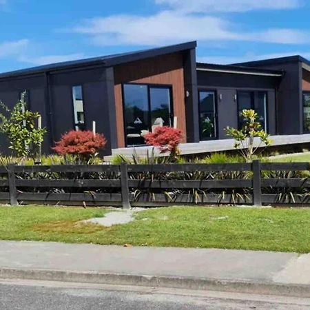 Miss Eastons Whare Villa Westport Exteriör bild