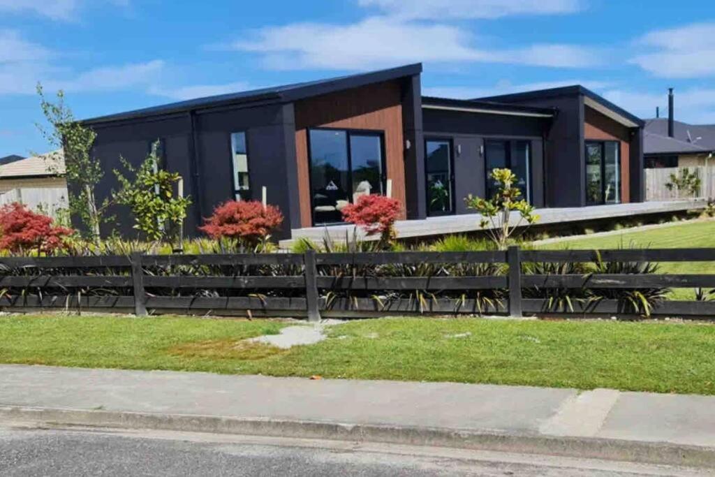 Miss Eastons Whare Villa Westport Exteriör bild