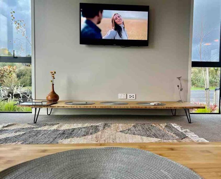 Miss Eastons Whare Villa Westport Exteriör bild
