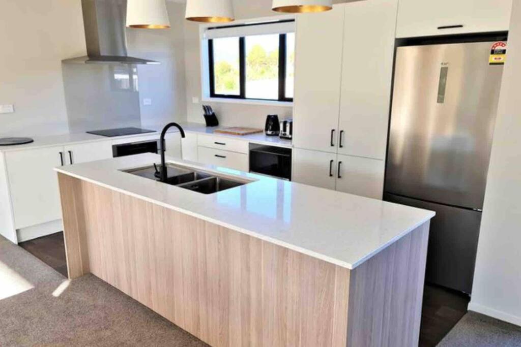 Miss Eastons Whare Villa Westport Exteriör bild